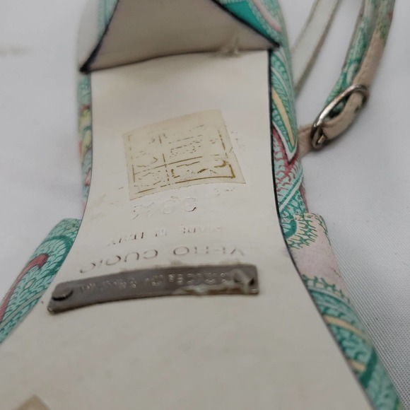 DOLCE & GABBANA PAISLEY PRINT SLINGBACK PUMPS - Picture 13 of 16